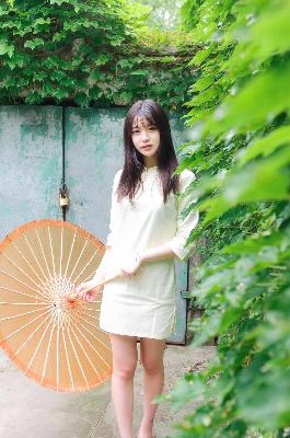 10个超燃瞬间！暴躁少女的CSGO视频你看过吗？
