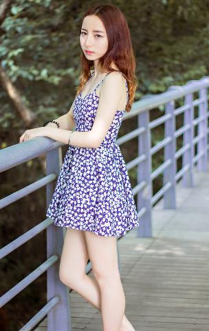 惊！30 岁女子竟偷吃 45 岁 H 上司，职场禁忌之恋背后藏着啥秘密？